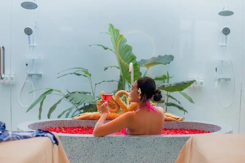 Tonic Uluwatu interior