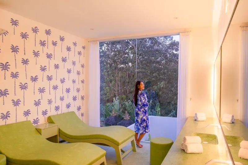 Tonic Uluwatu — 28